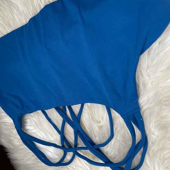 Athleta - Picture 3 of 4